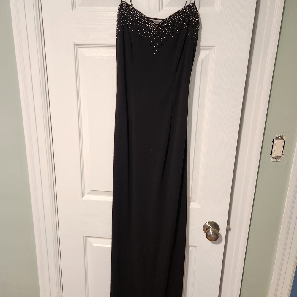 Dave & Johnny Black Strapless Prom Gown